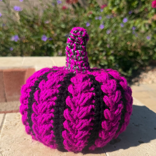 Black & Pink Wheat Stitch Pumpkin